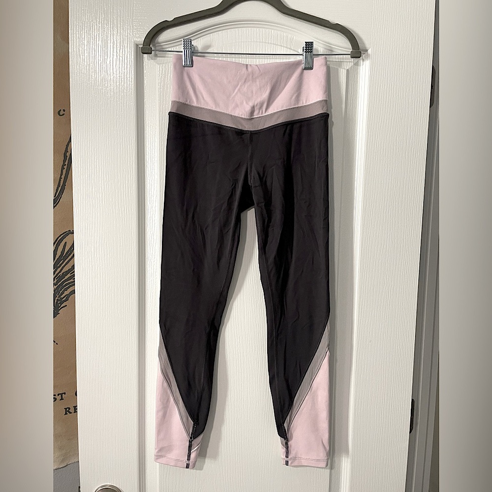 Athleta, Extra Small, Multi-Colored, High-Waisted, 3/4 Length Leggings